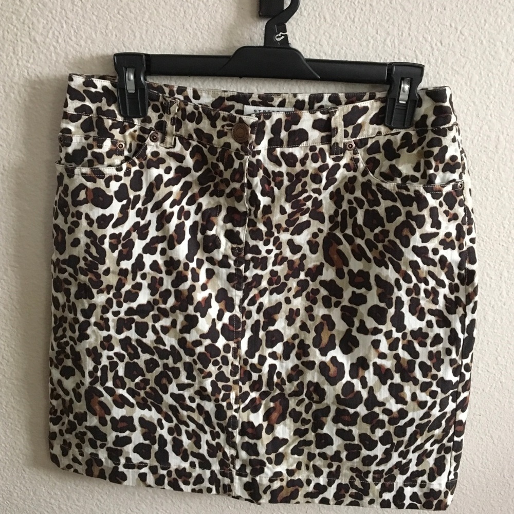 Final Sale Jones New York Mini Skirt